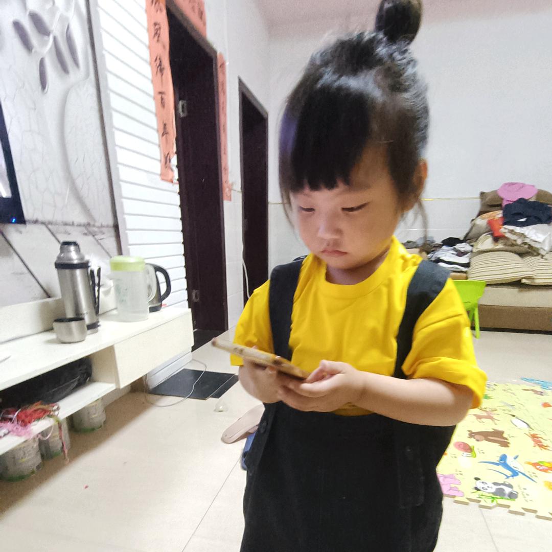 潼潼贝贝的奶奶