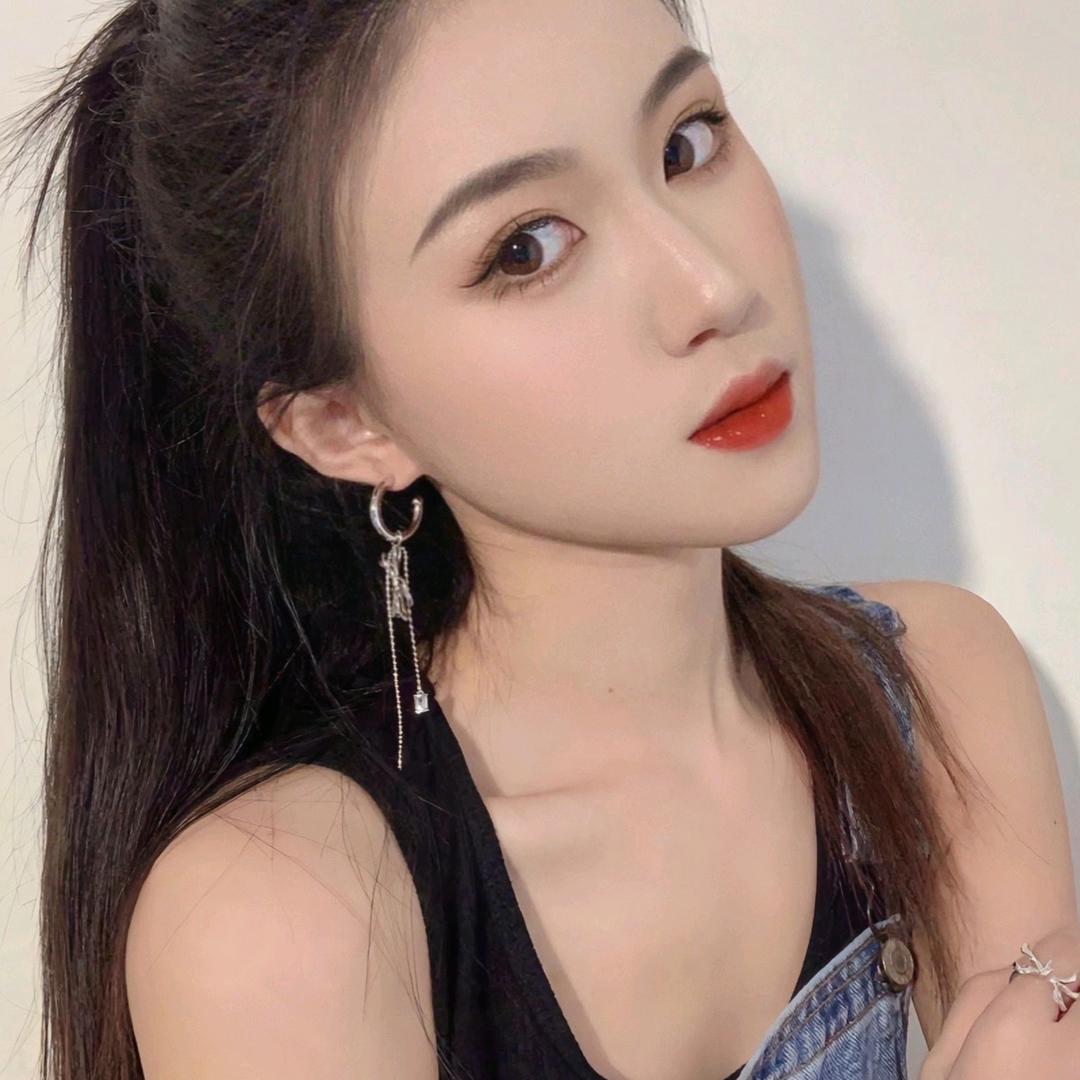 叁月