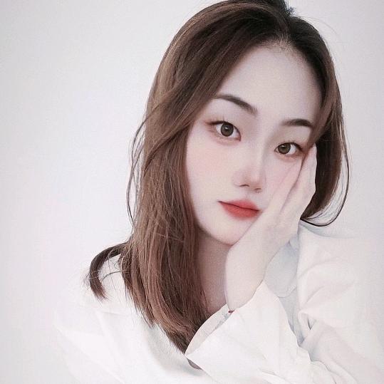 嗯哼-