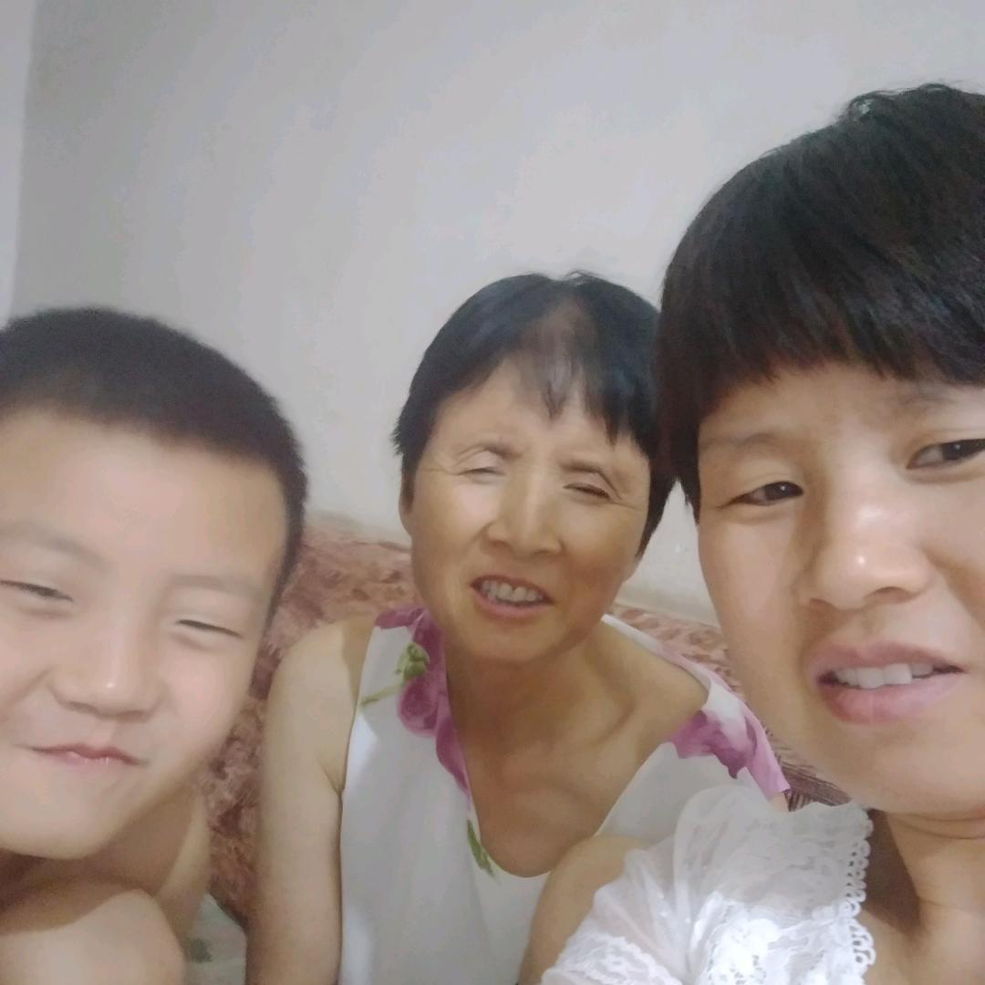 亲亲一家人
