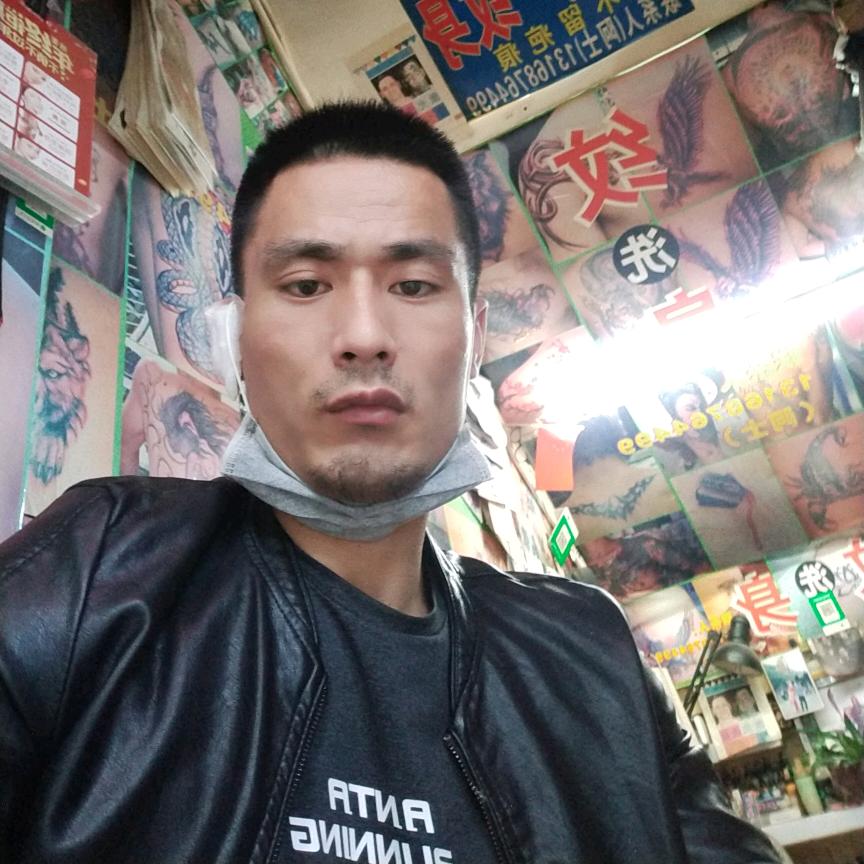 小光头（单身）