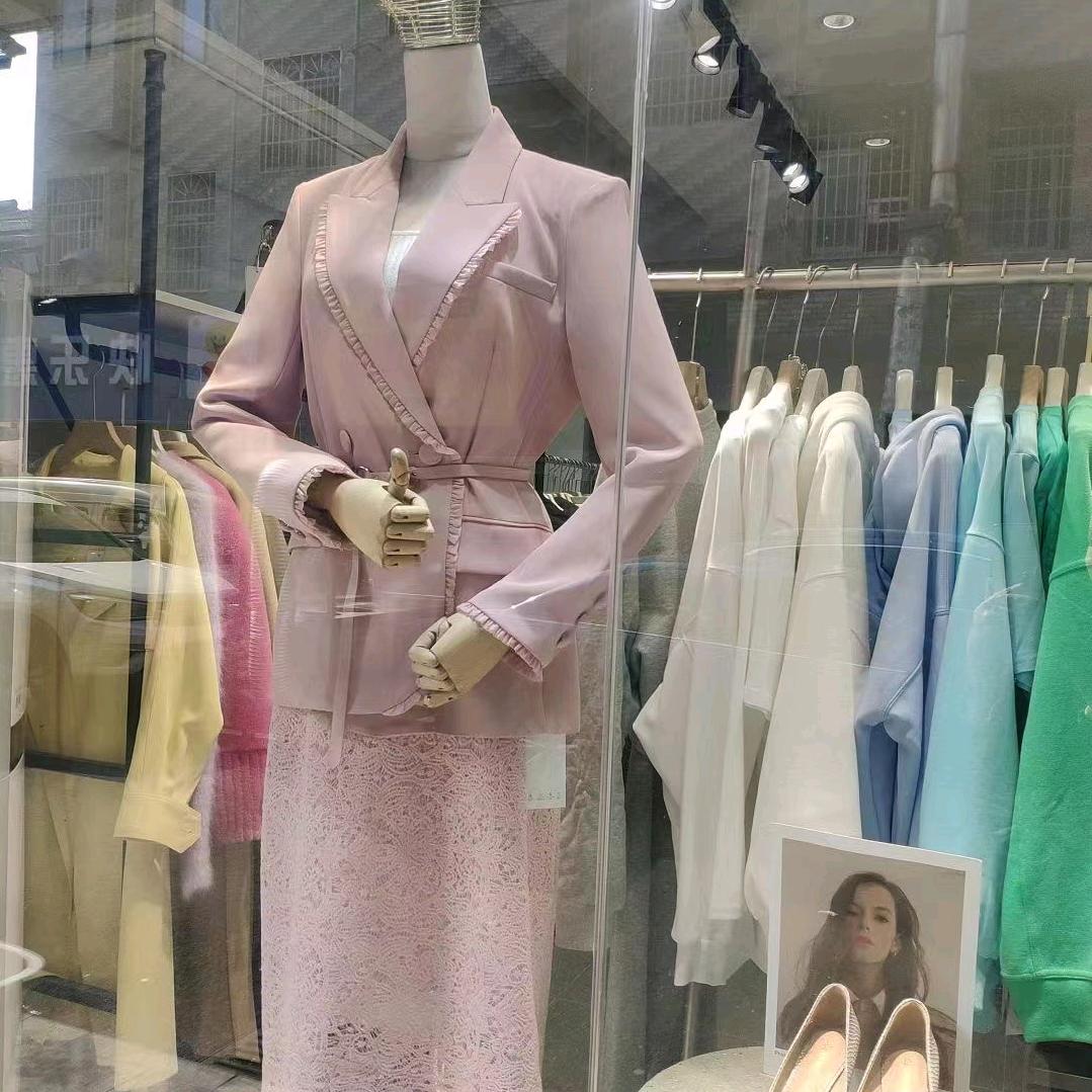 英英女装