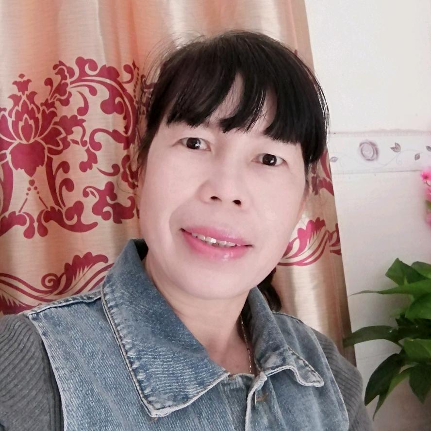 梁馨心