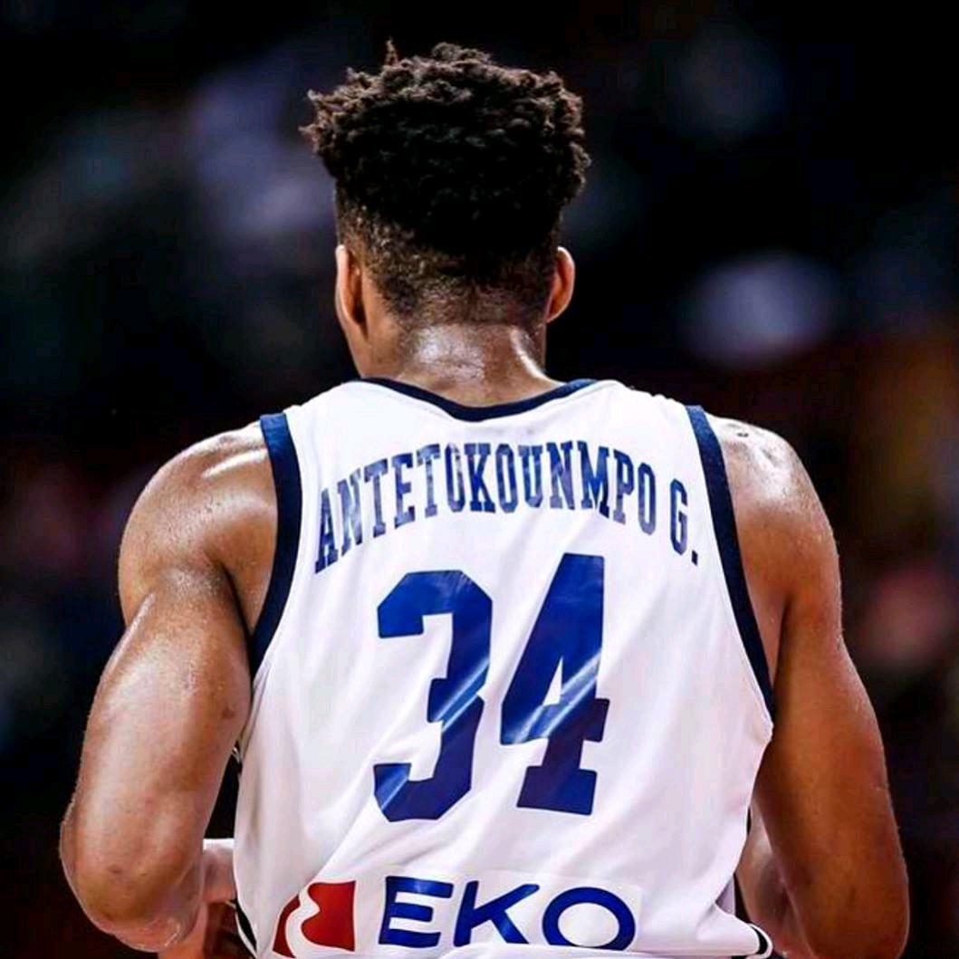 字母哥Giannis34中文网