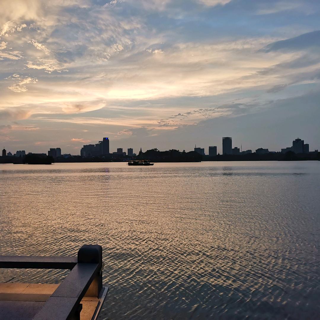 梦想仗剑走天涯