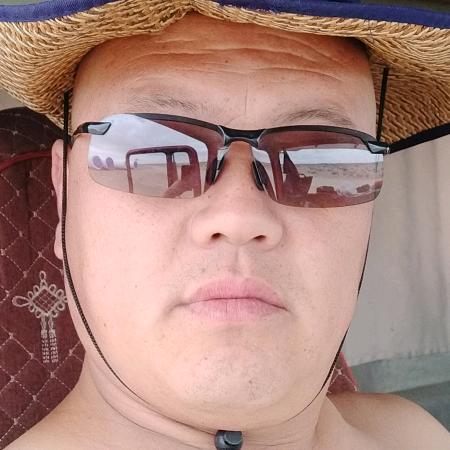 大哥成，，，，，