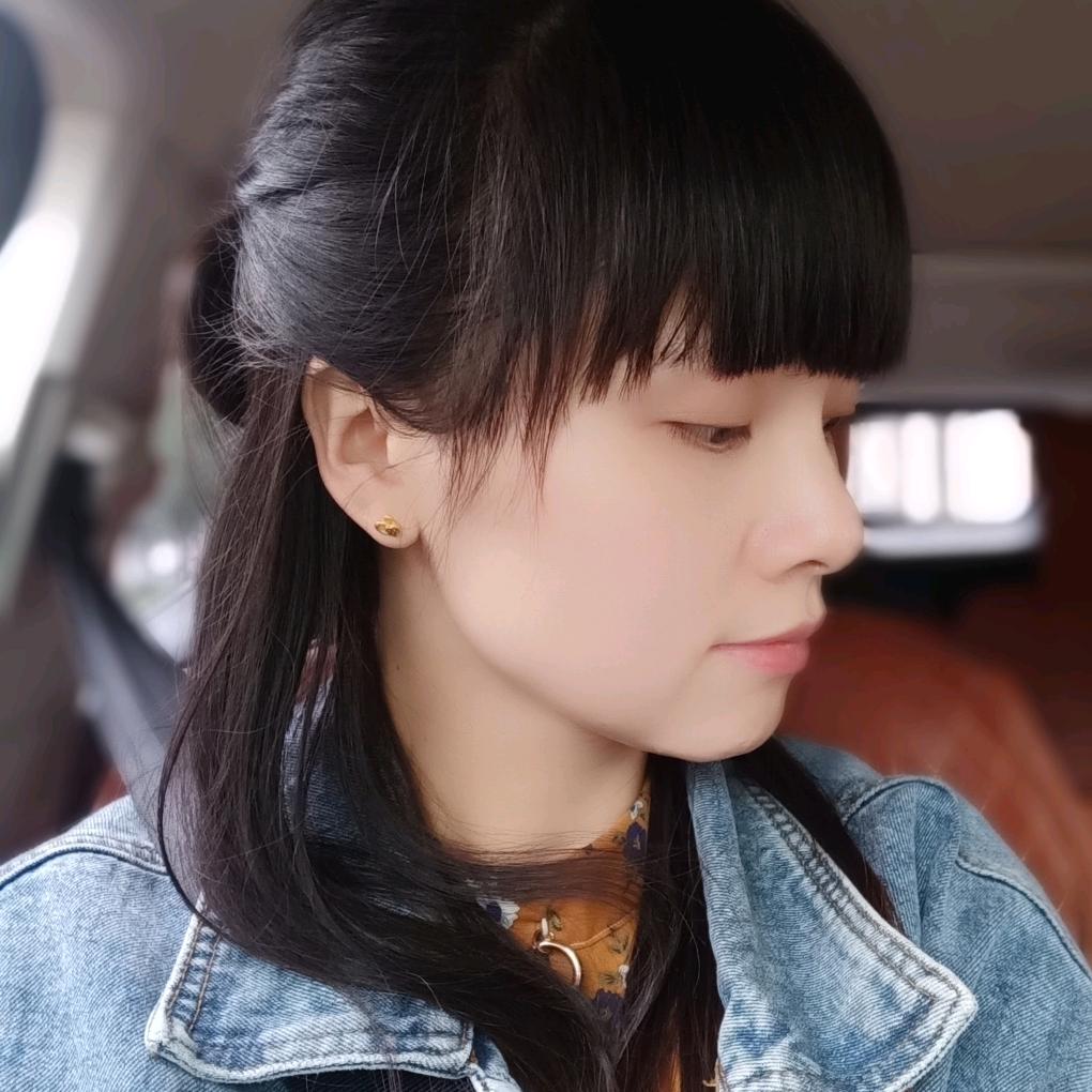 内江批发潮流服饰的小邓