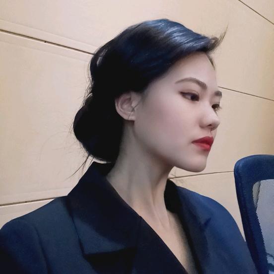 Lina 莉娜
