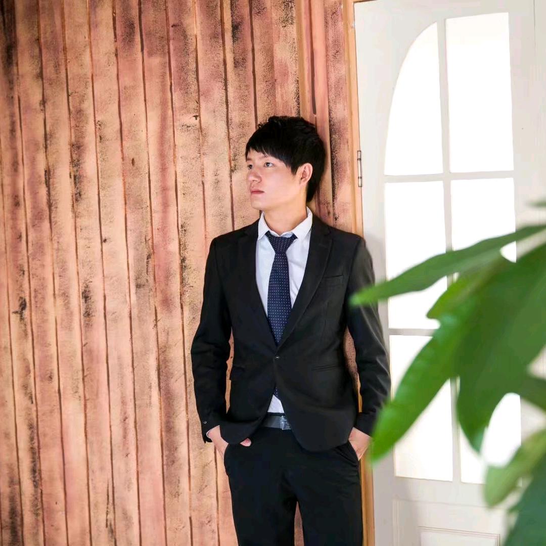 ☞陳酒問歲月，長風答山河