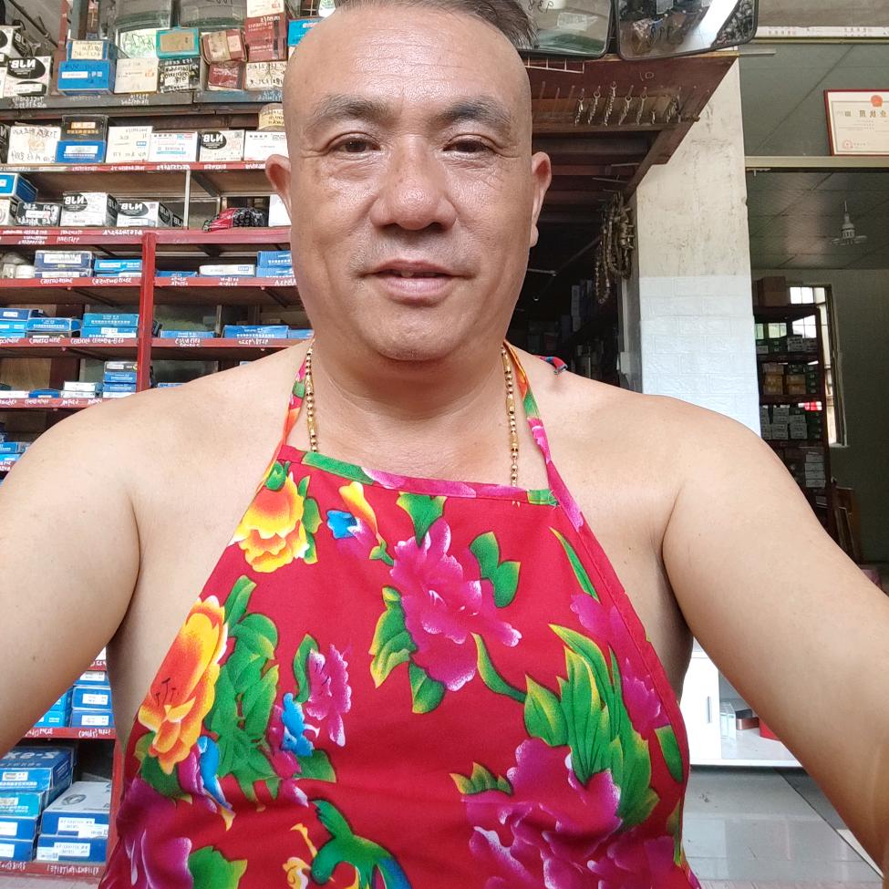 淡定大叔（70后看破红尘）