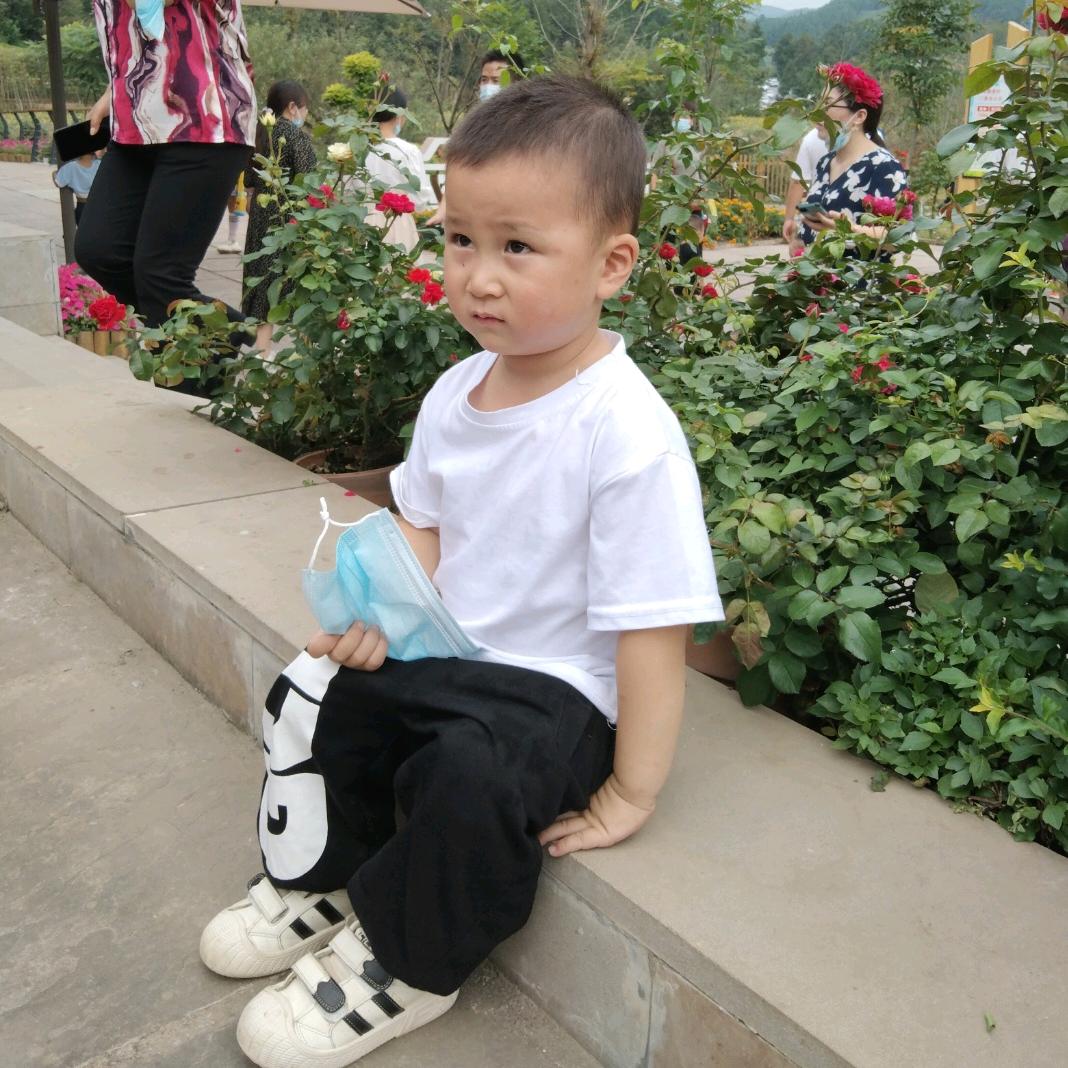 广运集团驾校，教练：仇锐成