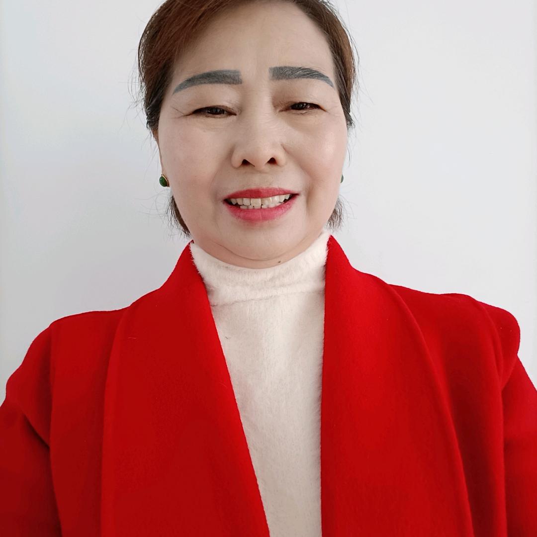 钟四姐，(63年，兔)