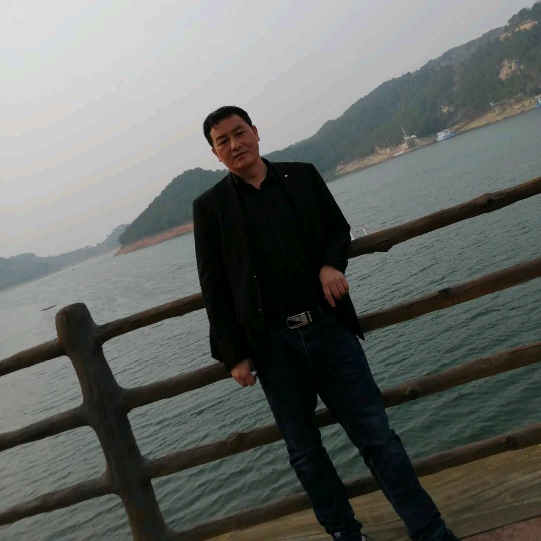 低调登场