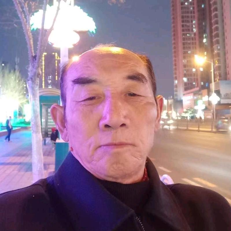 夕阳红，