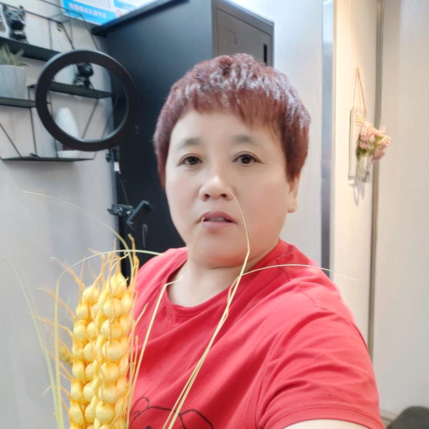 利辛 利姐在播创业