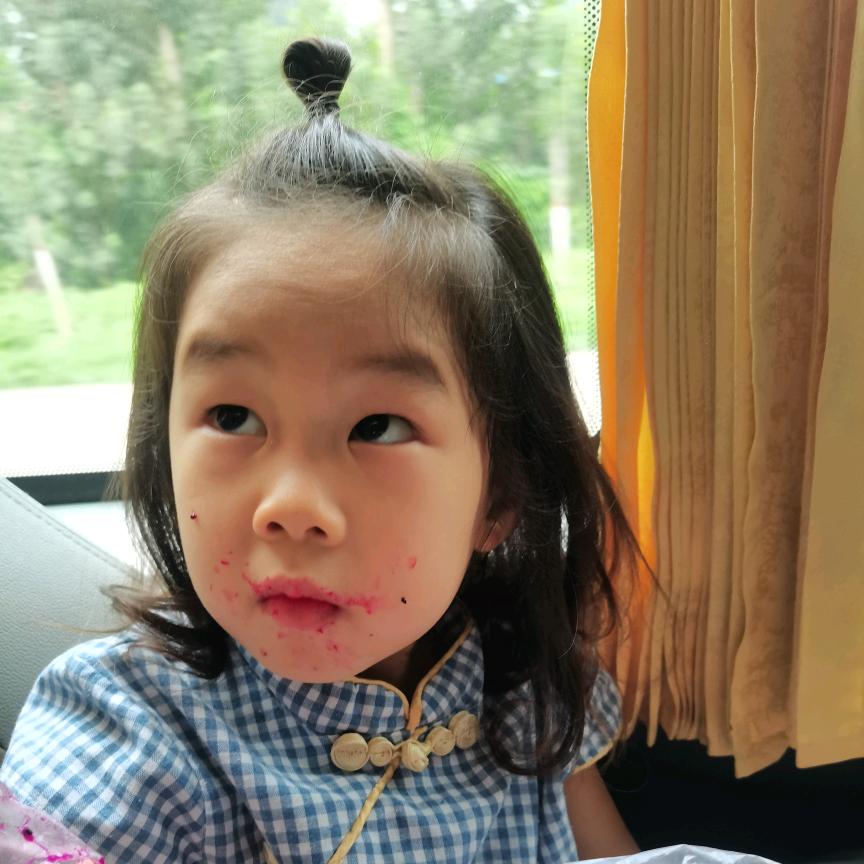 佳佳