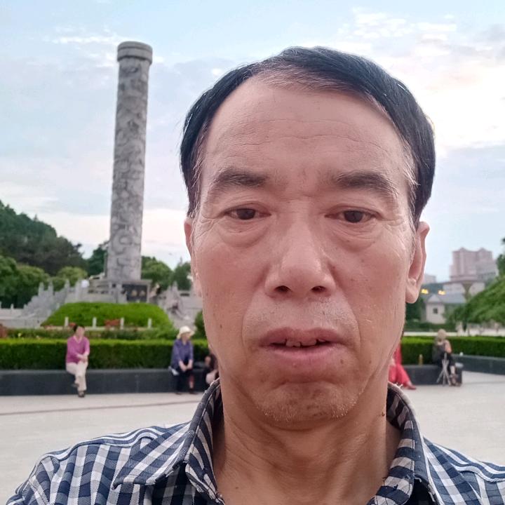 待我强大，我便是天下