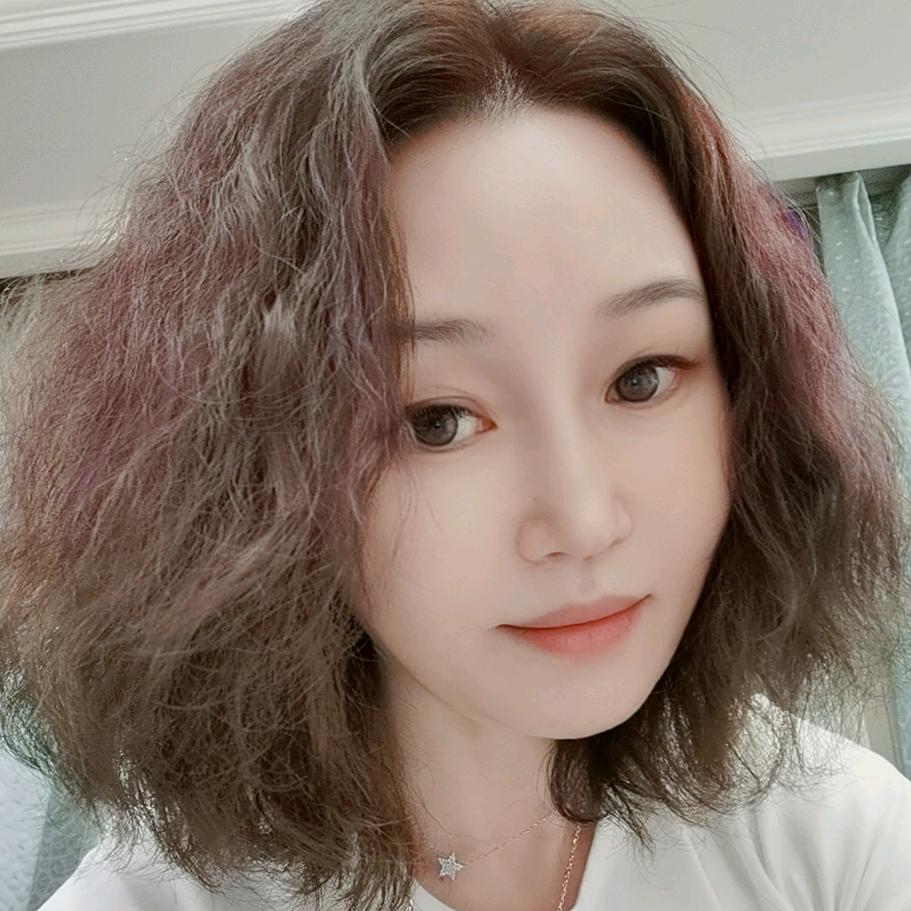 54岁的“拿铁女生星巴”