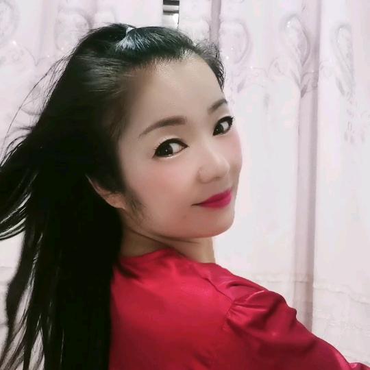 飞起来的孔雀