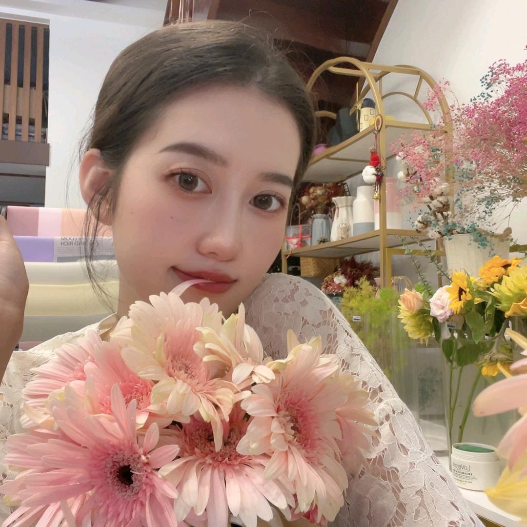 蓬莱王莓丽有间花店