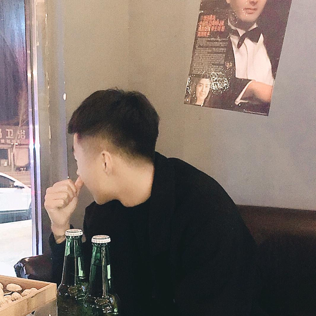 九八.