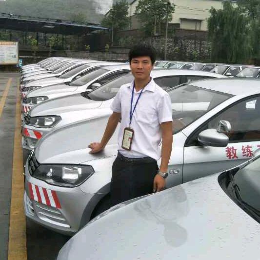郴州卜里坪驾校欧阳教练