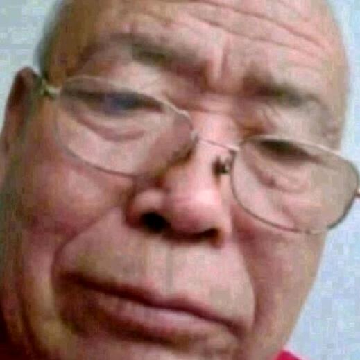 成大爷（筑基巅峰）