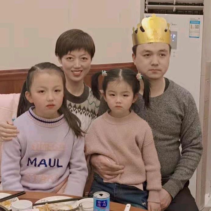 康庄童馨幼儿园 君君老师