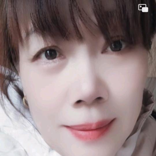 芳芳💋💋💋