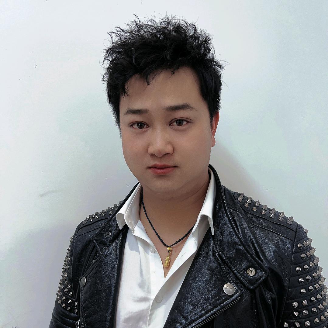 盐源爱尚我美业：胡小权