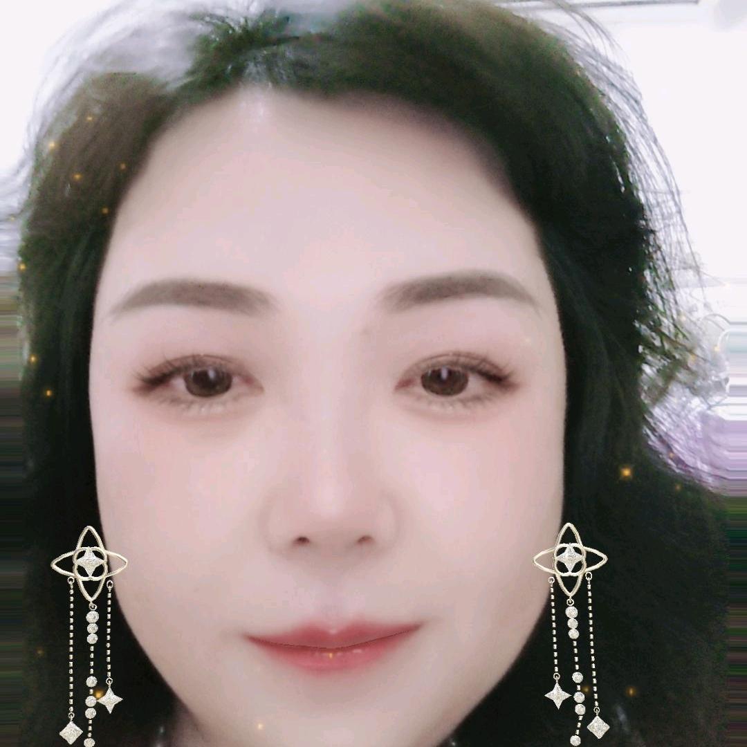 华