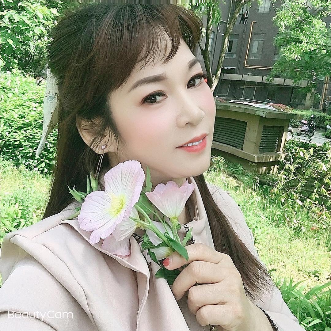 阿莲