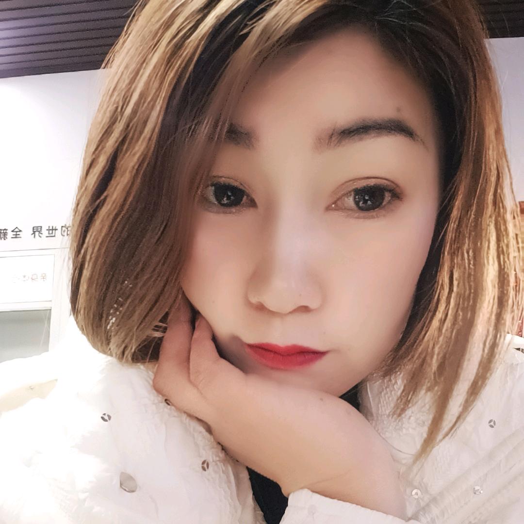 贴膜的小姐姐（昌乐大拇指）