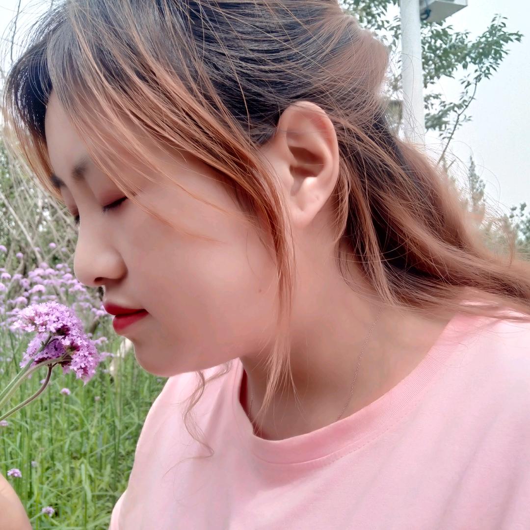 🌸ฅ՞容容՞ฅ🌹