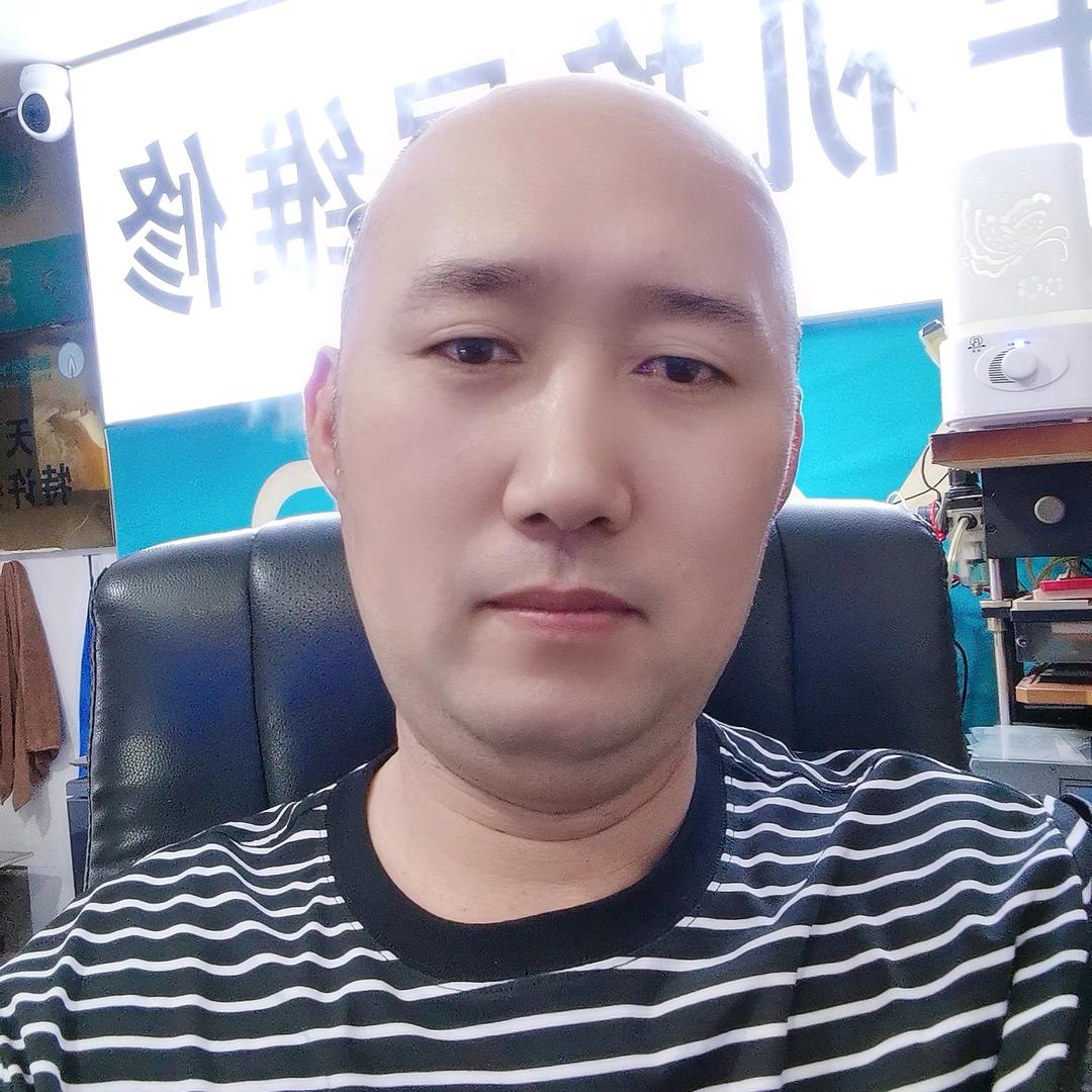 亮哥  江南数码