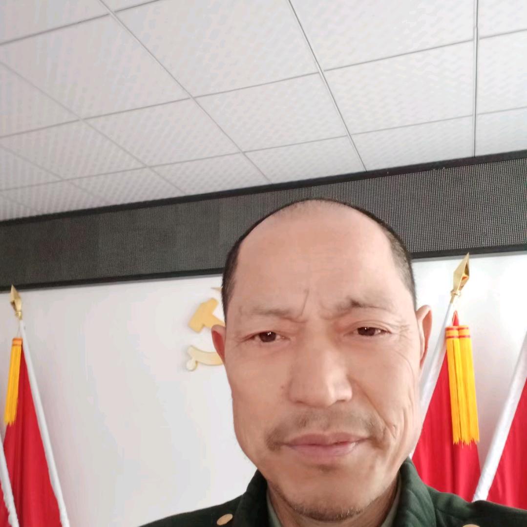 周某某