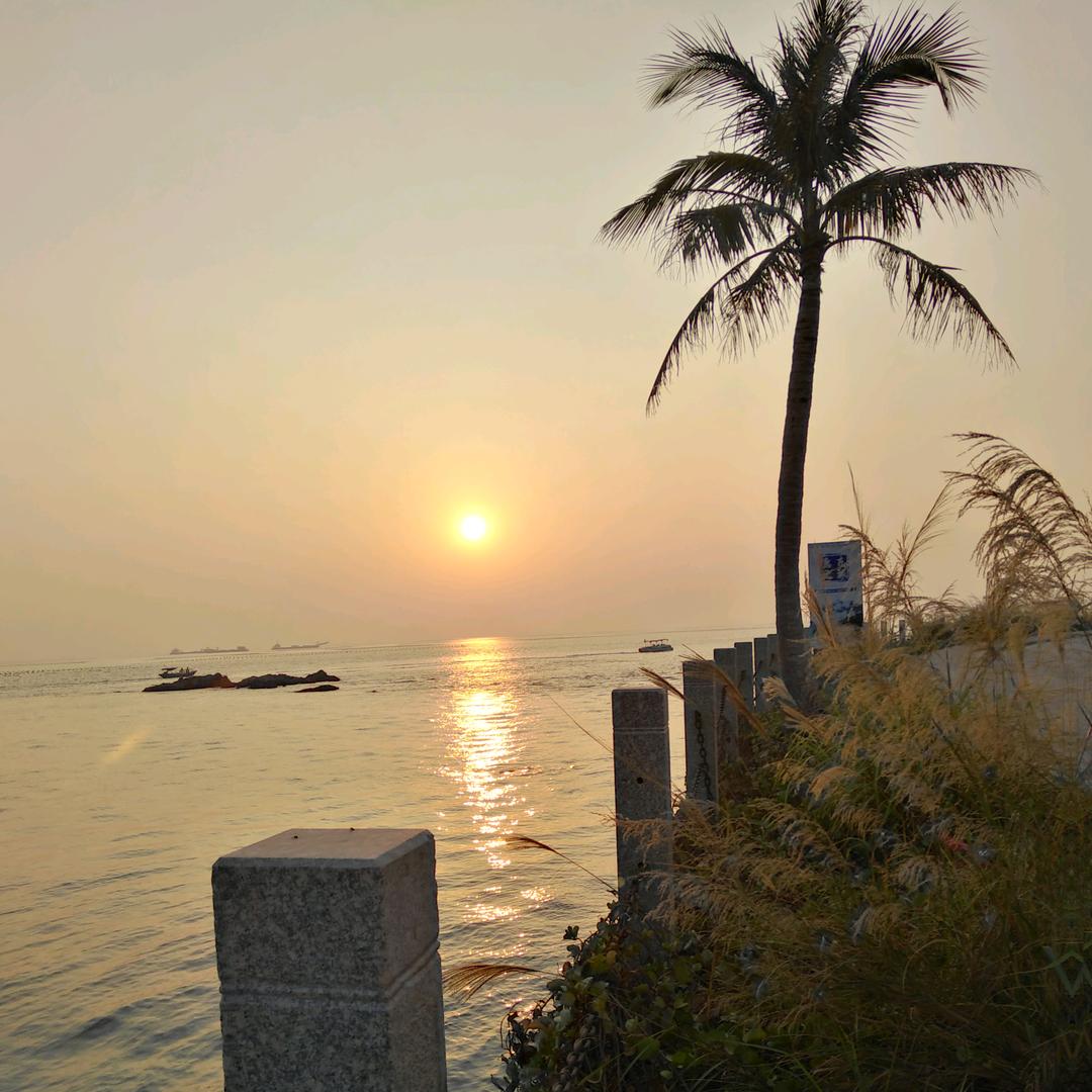 落霞与孤鹜齐飞