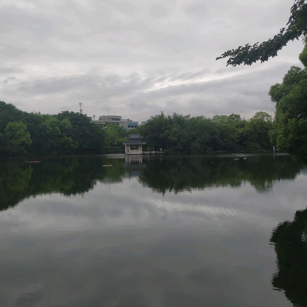 空灵