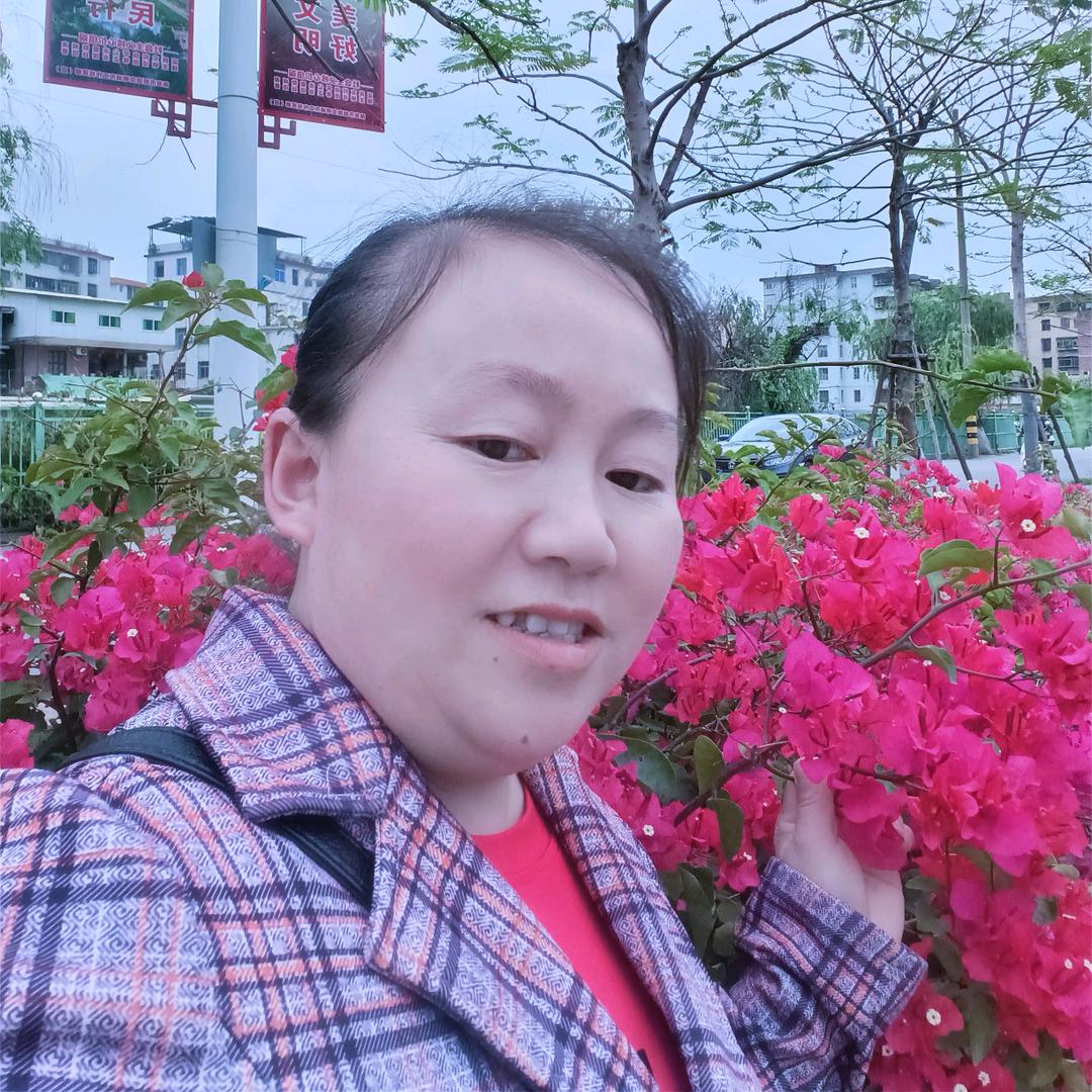 花朵朵@