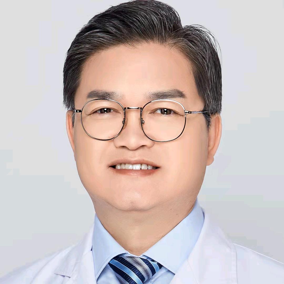 泌尿外科主任医师-李志刚