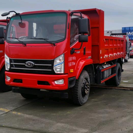 泸州南骏汽车(各品牌抓木机，吊臂车)