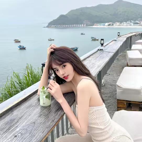 白小莫