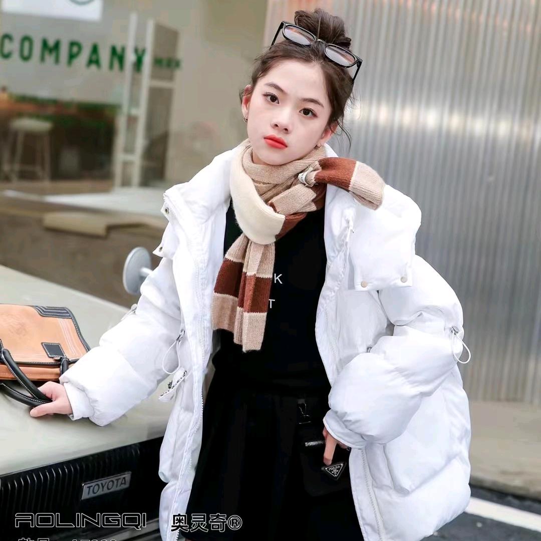 明璐童装美甲美睫