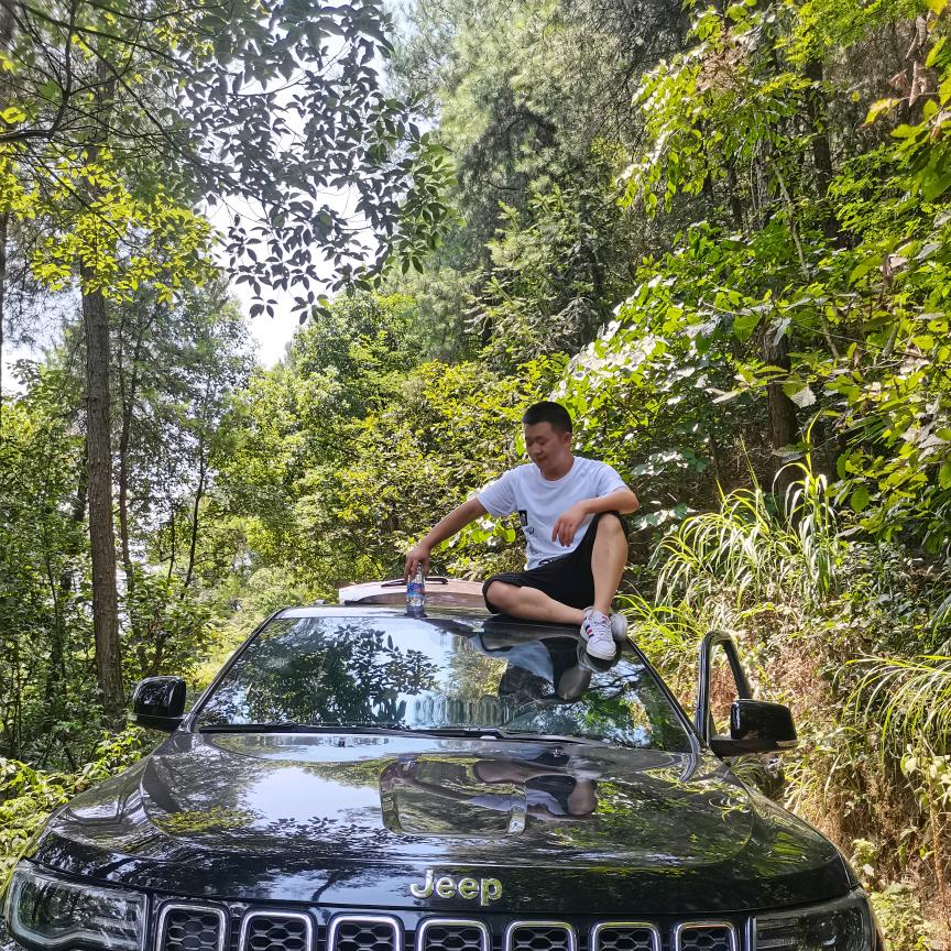 定制衣柜批发 定制家具工厂 熊海林