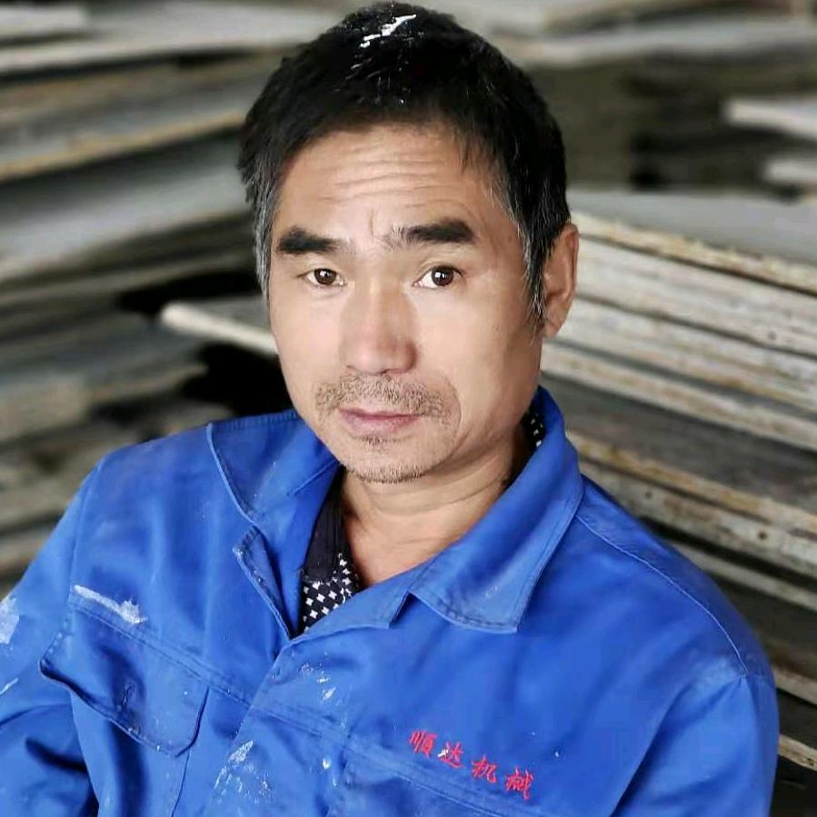 李秋飞