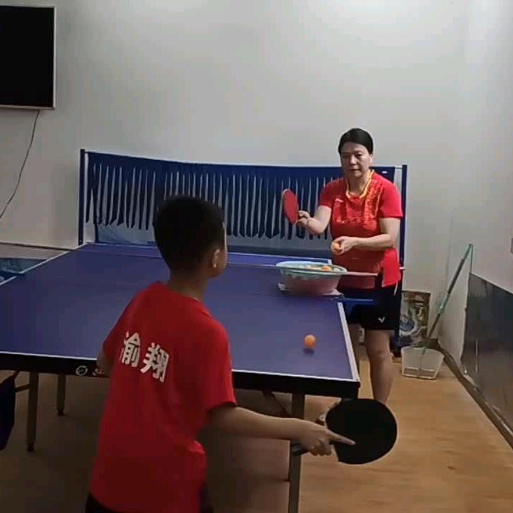 沙坪坝乒乓教练渝翔馨姐
