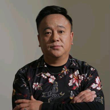 坤哥