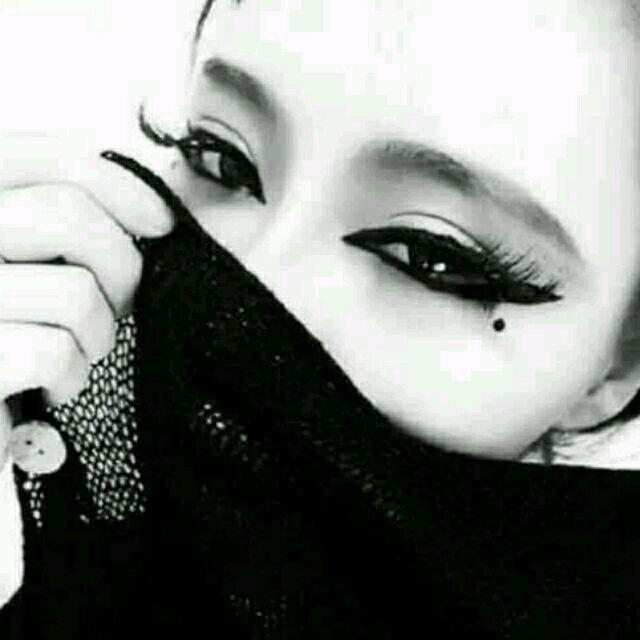💔ꦿ໊习惯᭄🕊一个人᭄ꦿᩚ٭