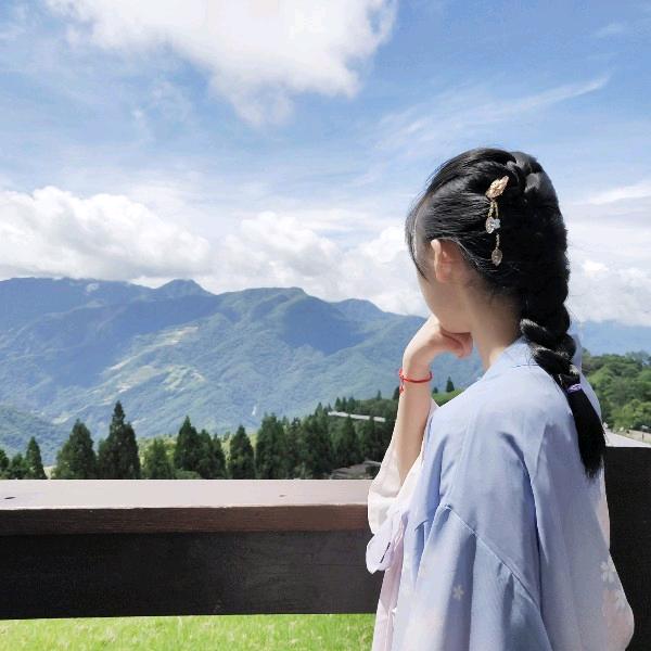 泥泥吃泥