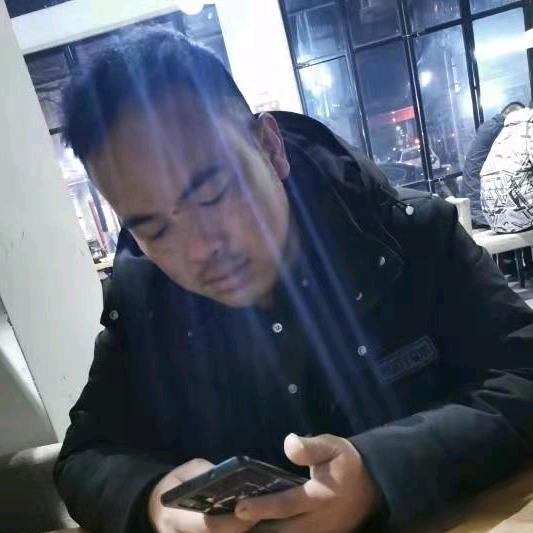 乡野小哥，日月星辰(ง •̀_•́)ง